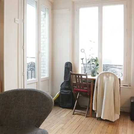 Charming Montmartre Exceptional View